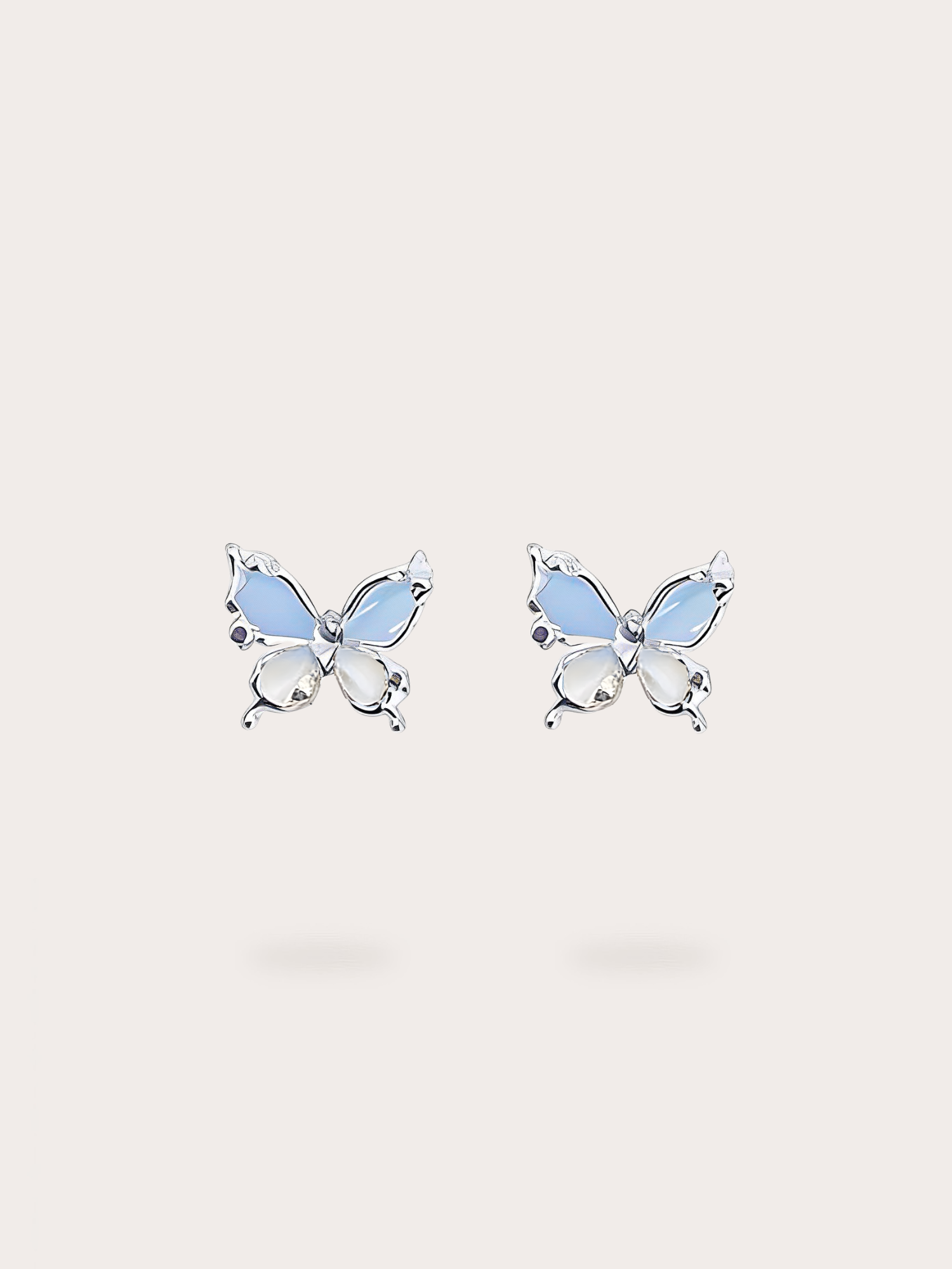 Alaia Butterfly Earrings - BENE Official