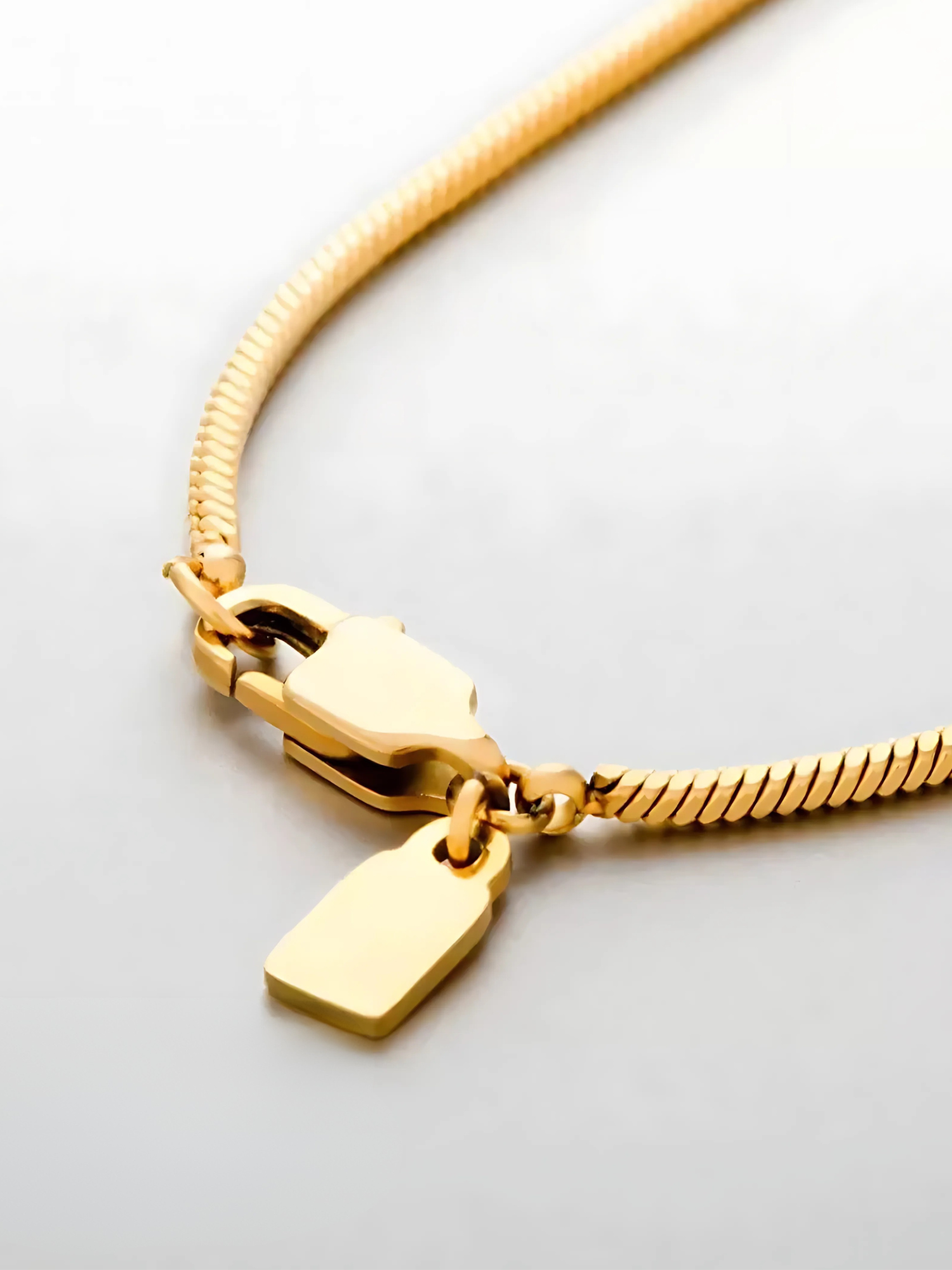Kaia Sleek Chain - BENE Official
