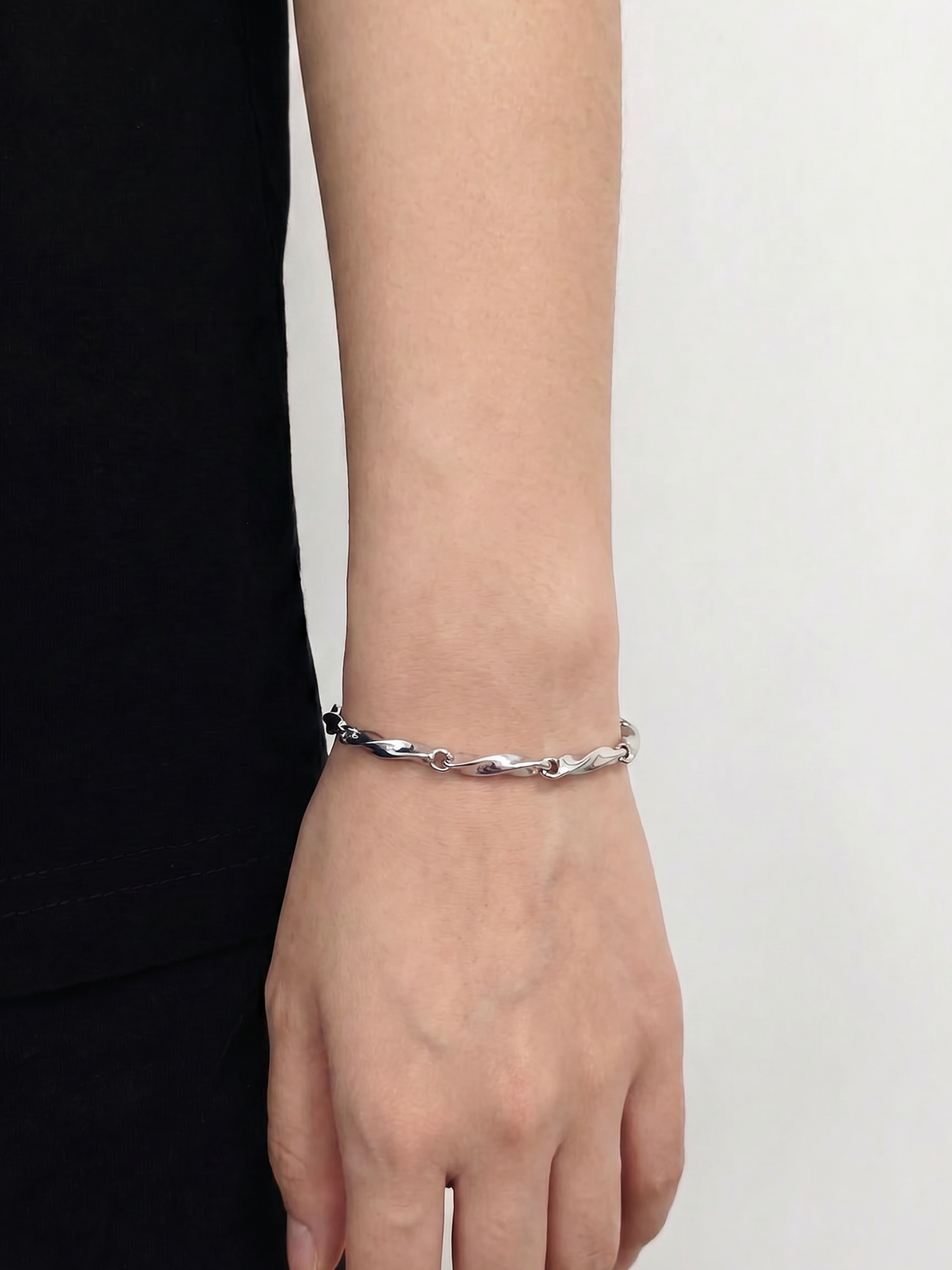 Kai Linked Bracelet - BENE Official