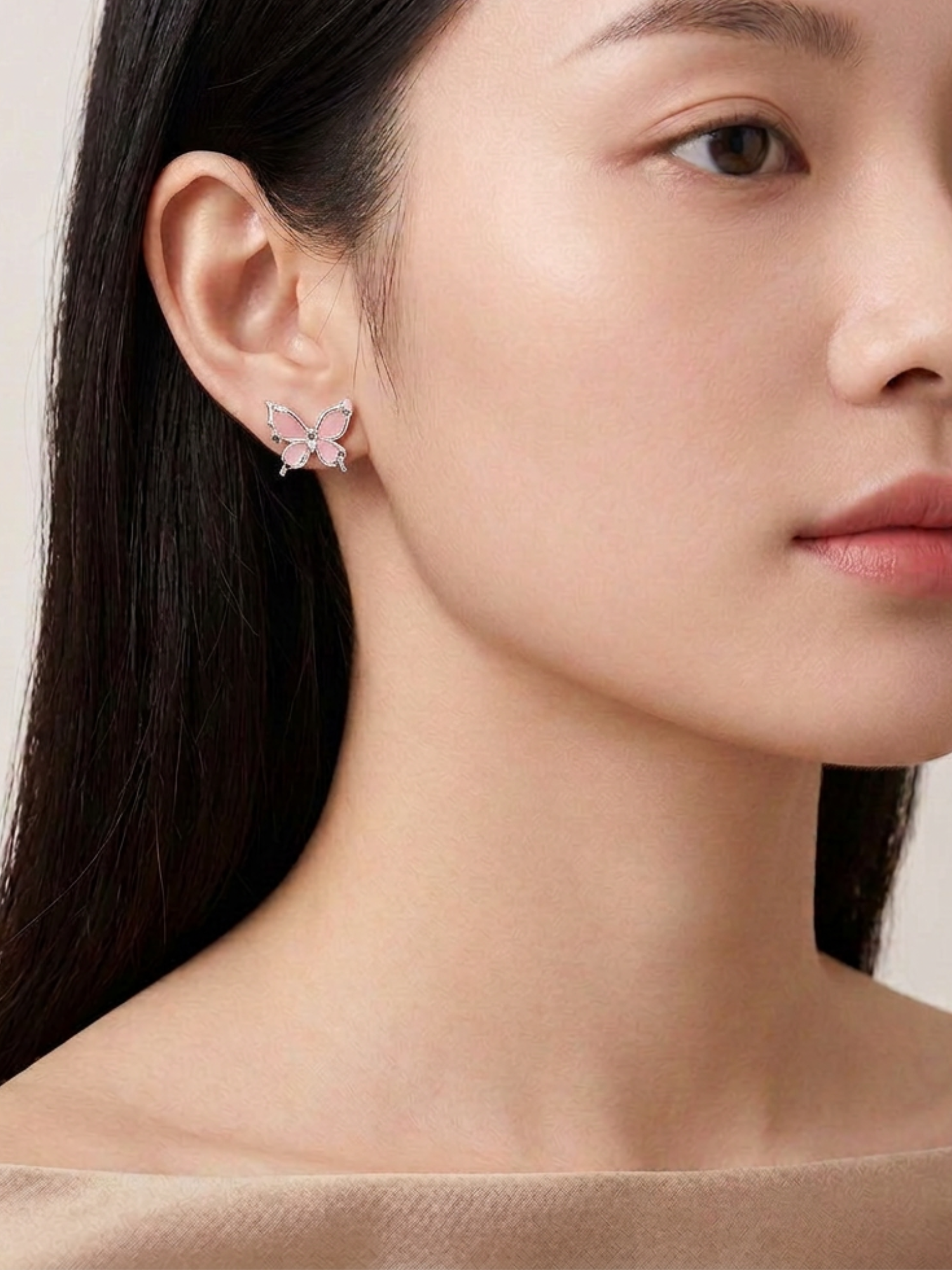 Alaia Butterfly Earrings - BENE Official