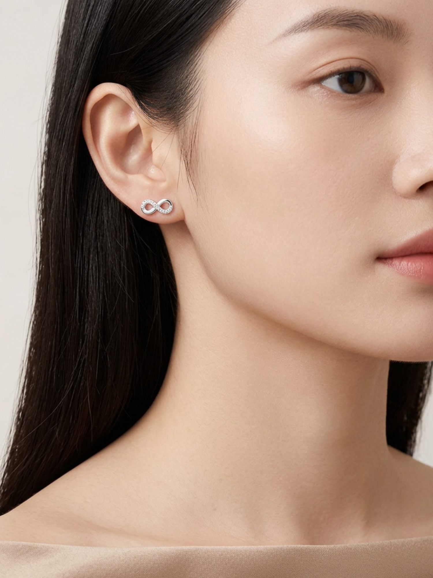 Noelle Infinity Earrings - BENE Official