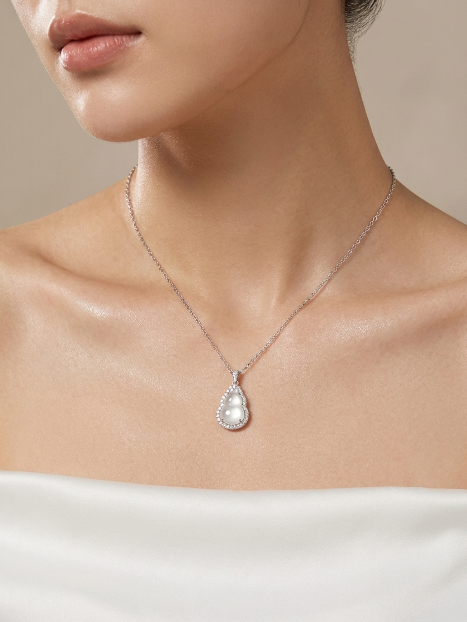Hazel Gourd Necklace - BENE Official