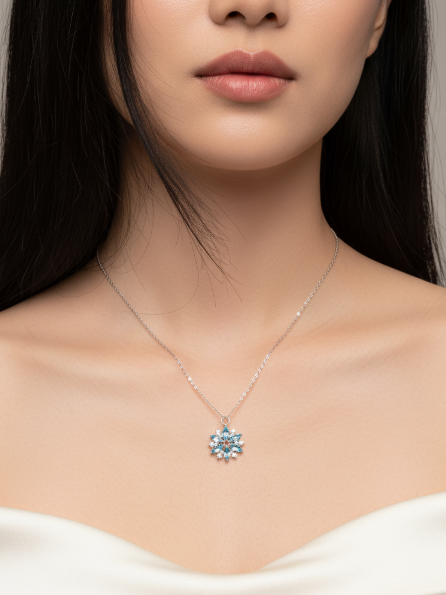 Elsa Snowflake Necklace - BENE Official