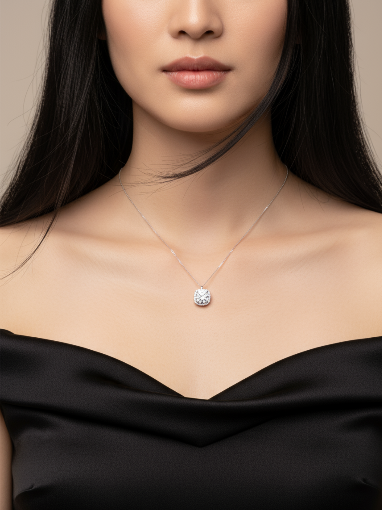 Claire Halo Necklace - BENE Official