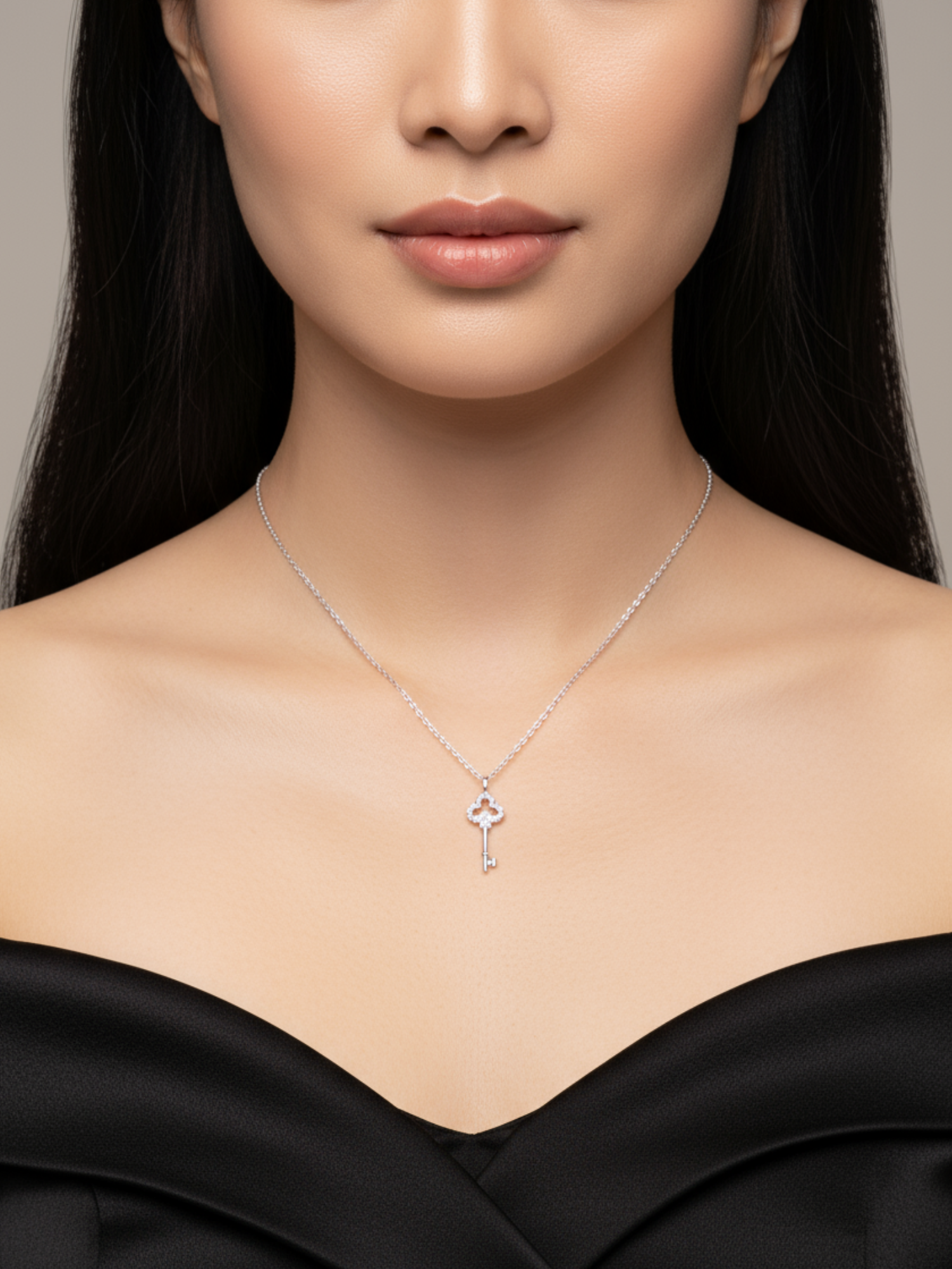 Faye Lucky Key Necklace - BENE Official