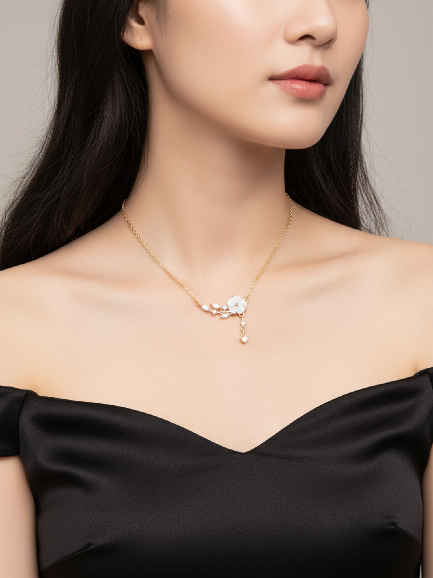 Camilla Floral Necklace - BENE Official