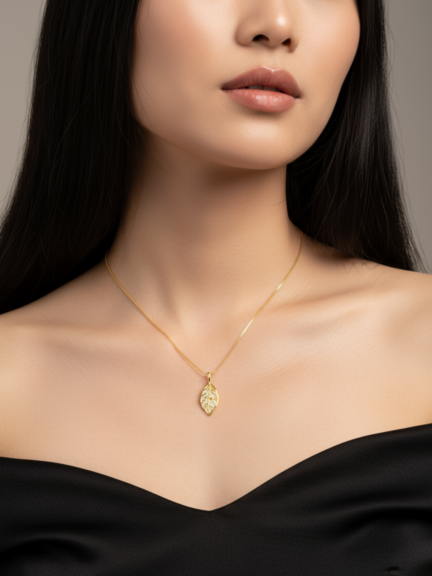 Elena Leaf Necklace - BENE Official