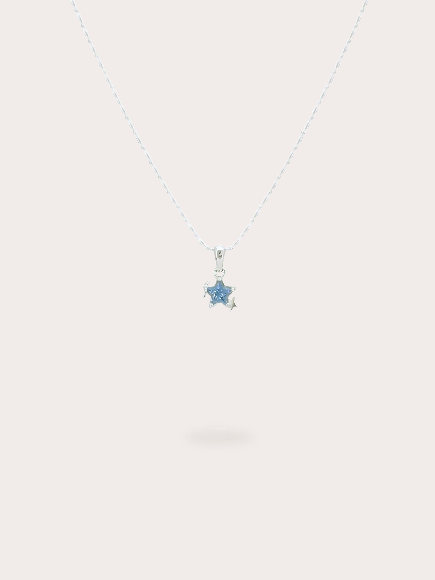 Lea Star Necklace - BENE Official