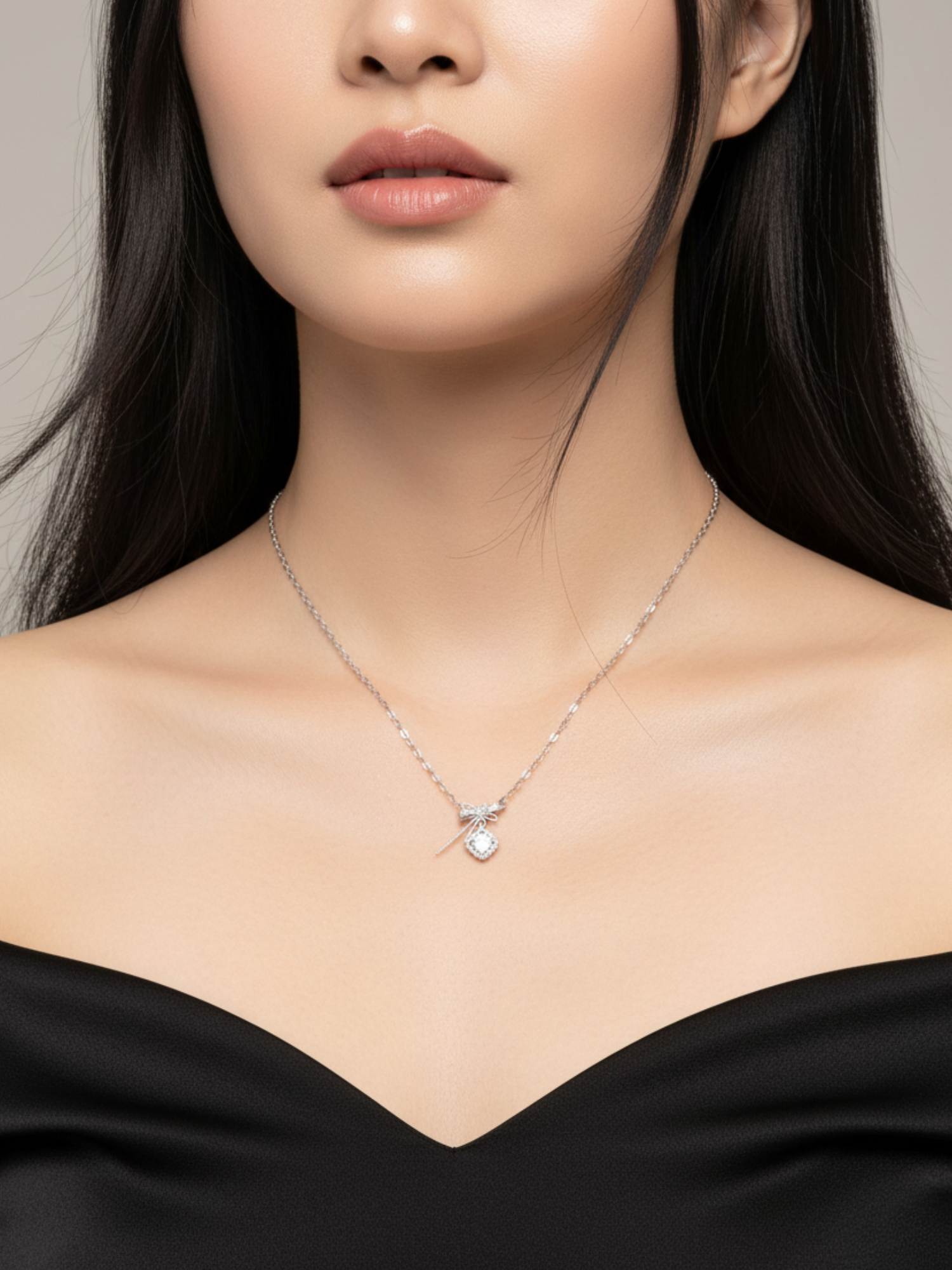 Kelly Bow Necklace