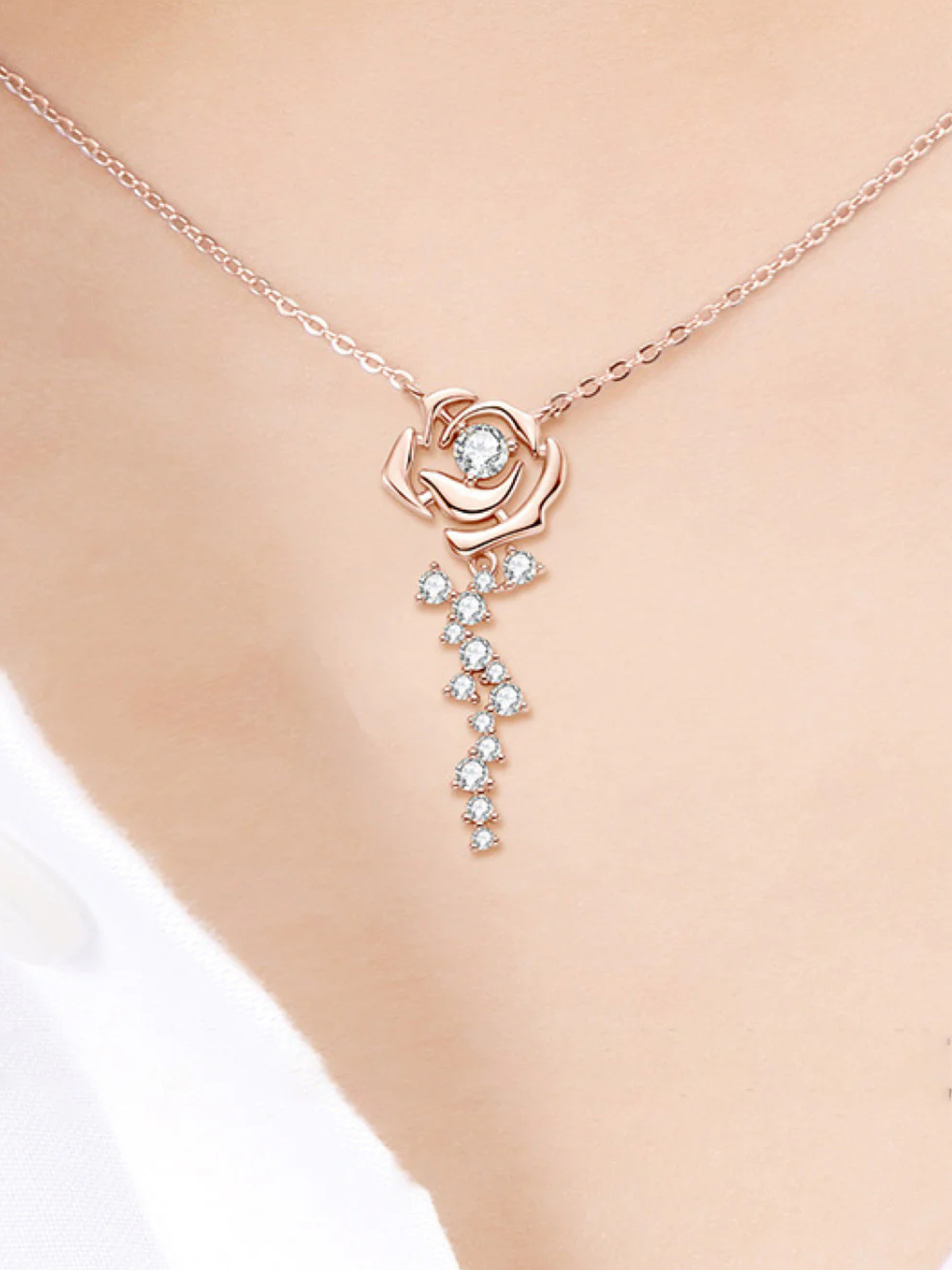 Isabella Rose Necklace - BENE Official