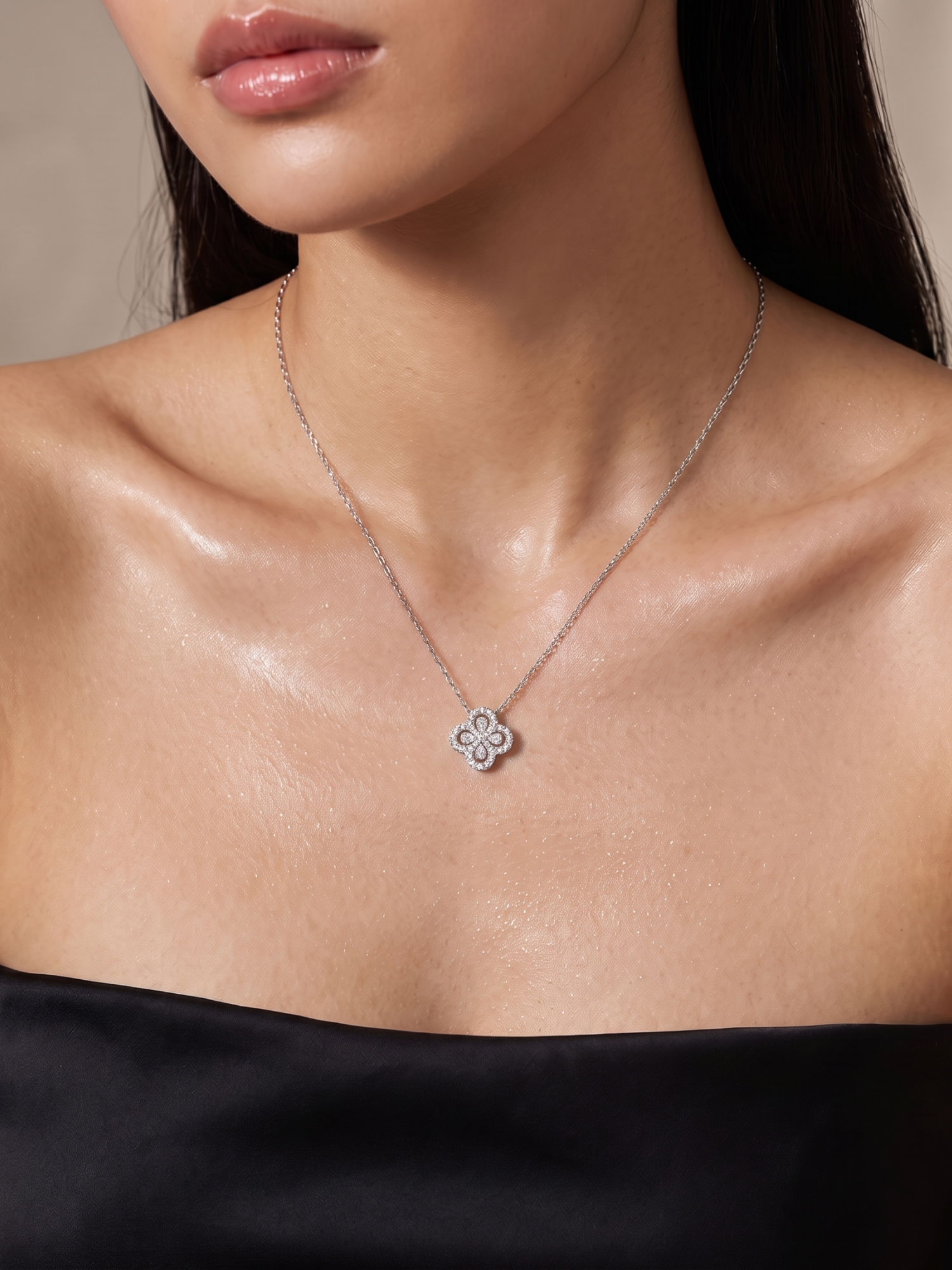 Nyla Clover Necklace - BENE Official