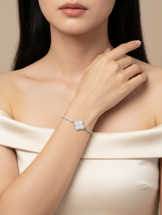 Olivia Clover Bracelet