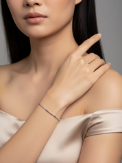 Taylor Minimal Bracelet