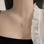Faye Lucky Key Necklace - BENE Official