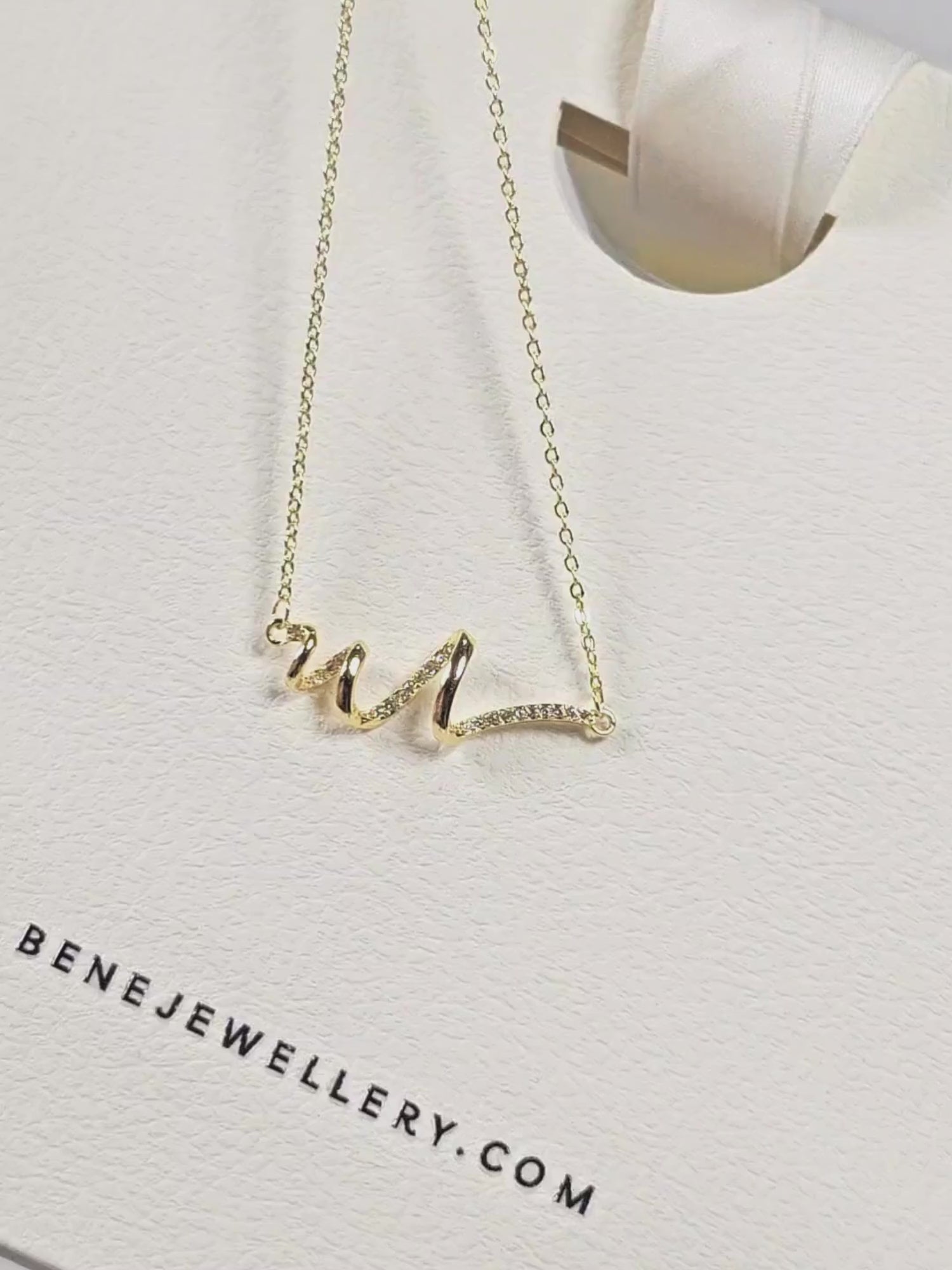 Serena Wave Necklace