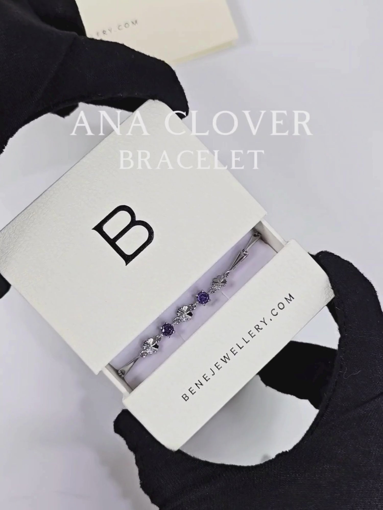 Ana Clover Bracelet