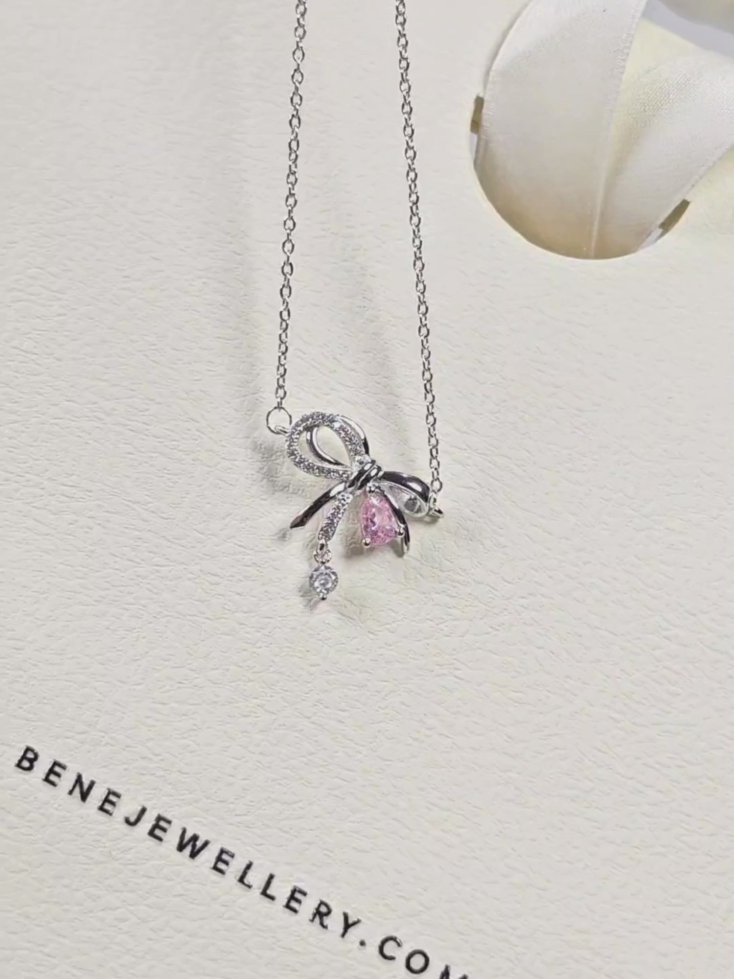 Lily Bow Necklace